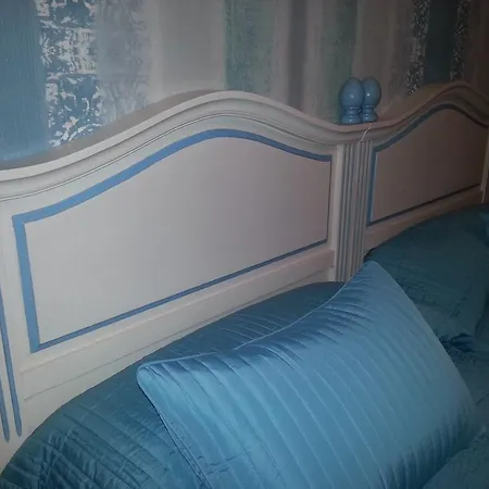 Konukevi Playa De Candás 2*